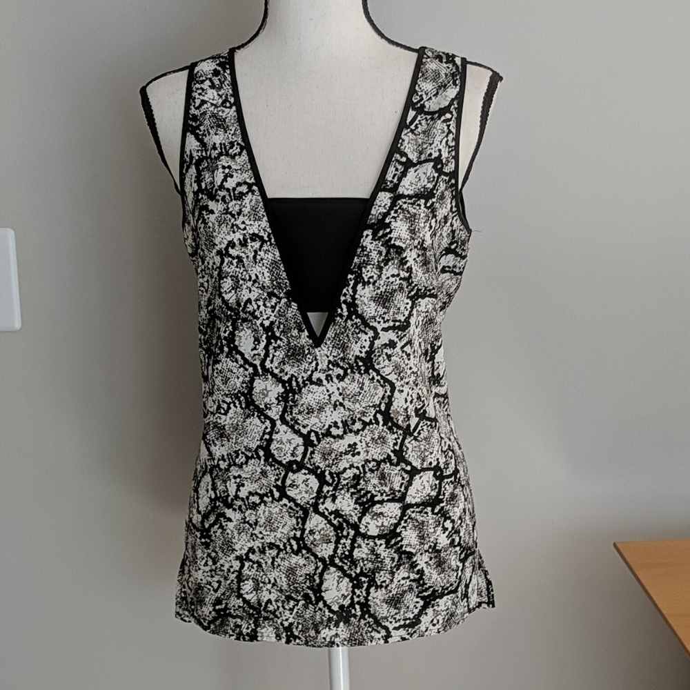 Express top - Picture 2 of 11